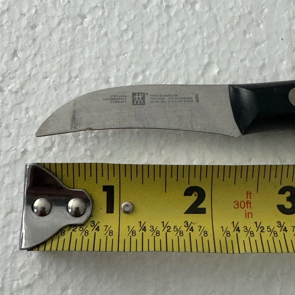 Zwilling J.A. Henckels Paring Knife 2.5